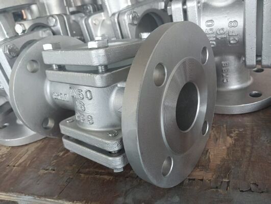 Industrial Flanged Sight Glass Featuring Double Glass Window for Clear Visual Inspection and Precise Liquid Flow Verification in Pipelines